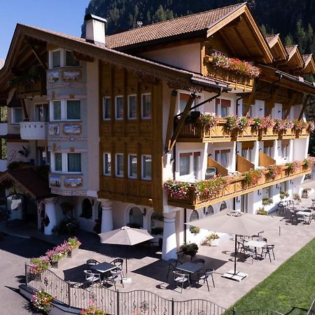 Alpenhotel Panorama Campitello di Fassa Eksteriør bilde